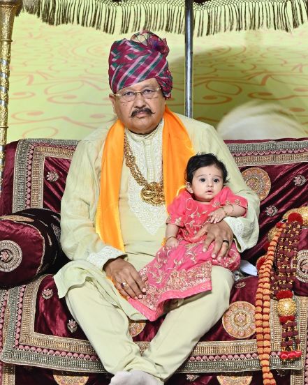 Mohena Kumari reveals daughter face