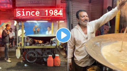 Video of a small stall of a milk seller in Ahmednagar is going viral