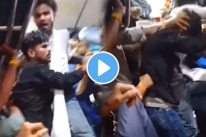 Shocking video Guy Caught Stealing Purse inside Indian Railway video