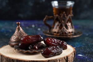 Khajoor Water benefits 4 Reasons Dates (Khajoor) Water Should Be Your New Health Drink