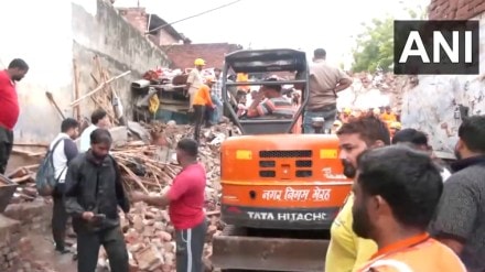 meerut building collapse update