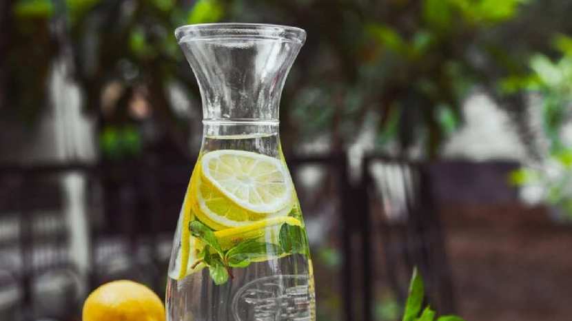 drinking lemon water in a copper pot harmful to health