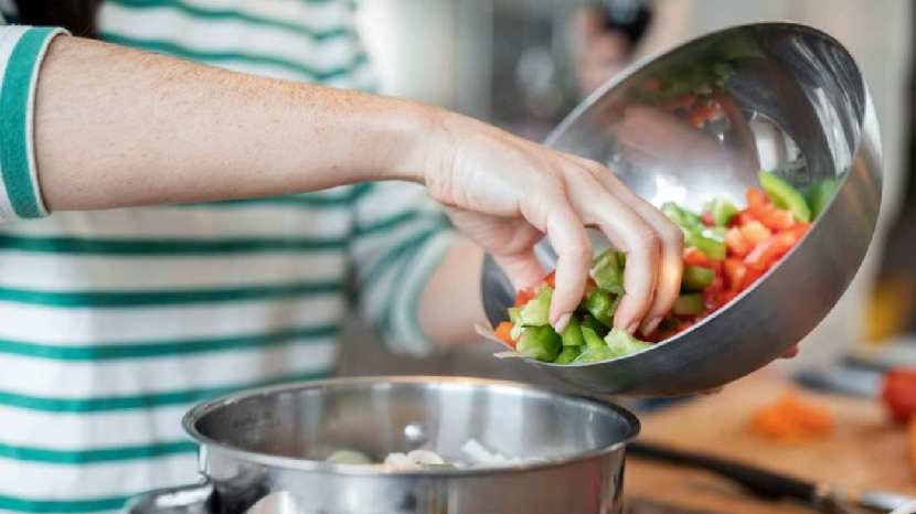 new cookware healthier than non-stick, stainless steel