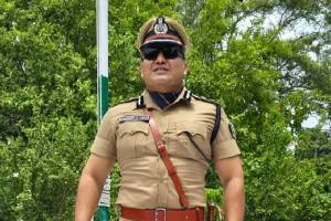 IPS Shivdeep Lande Resign