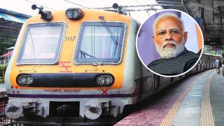 modiji advertisements in local train