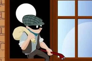 nagpur young man in suit spied on wedding house stole ornaments