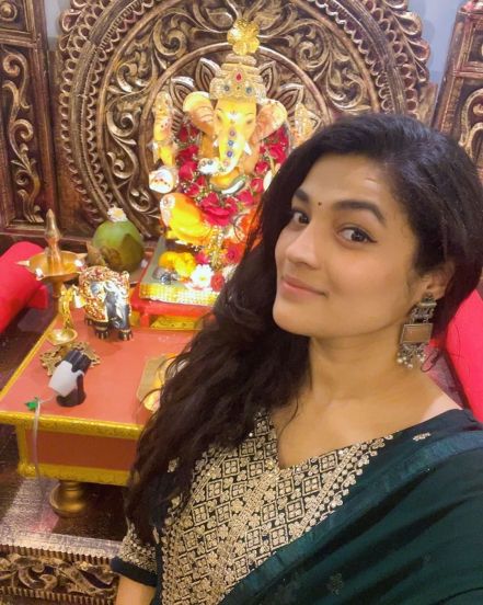 Pooja Sawant Sister Ruchira Sawant