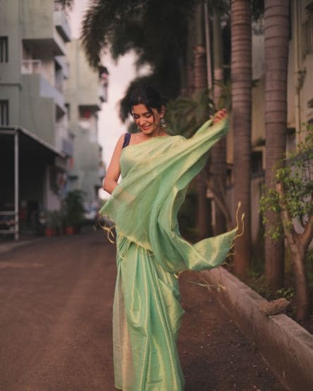 Shivani Mundhekar Green Saree Look