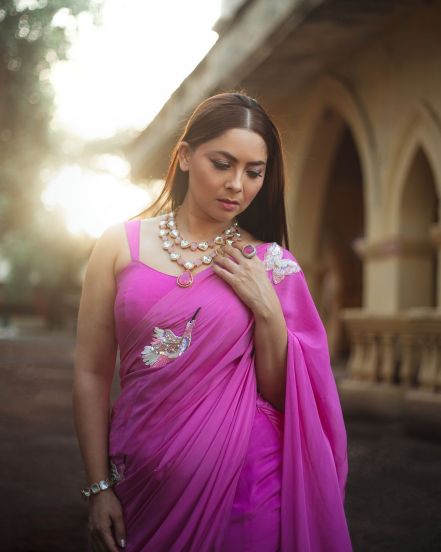 Sonalee Kulkarni Pink Saree