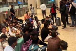 SpiceJet Flight Delayed