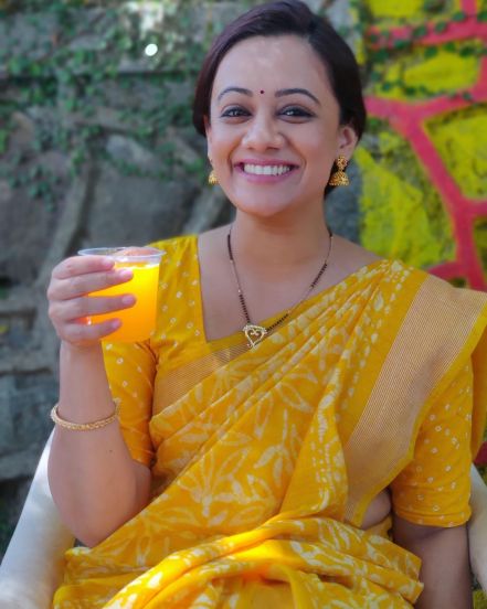 Spruha Joshi Saree Look