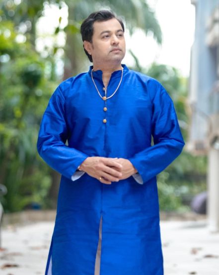 Subodh Bhave Manjiri Bhave Photoshoot