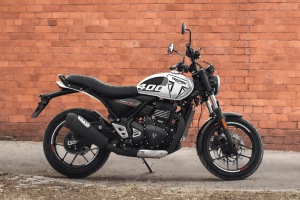 Triumph Speed ​​T4 launched in india know its price features and specifications