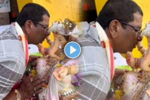 Viral Video Of Ganpati Bappa visarajn