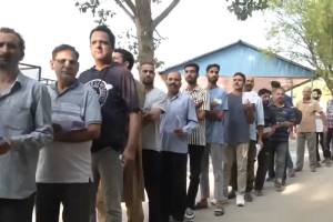 Voting iin Jammu kashmir