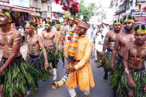 Warli tribe performed the Pavri dance