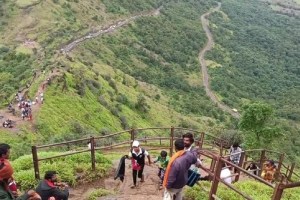 Markandeshwar mountain, Devotees crowd,