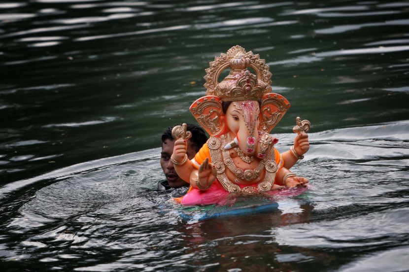 ganpati visarjan photos