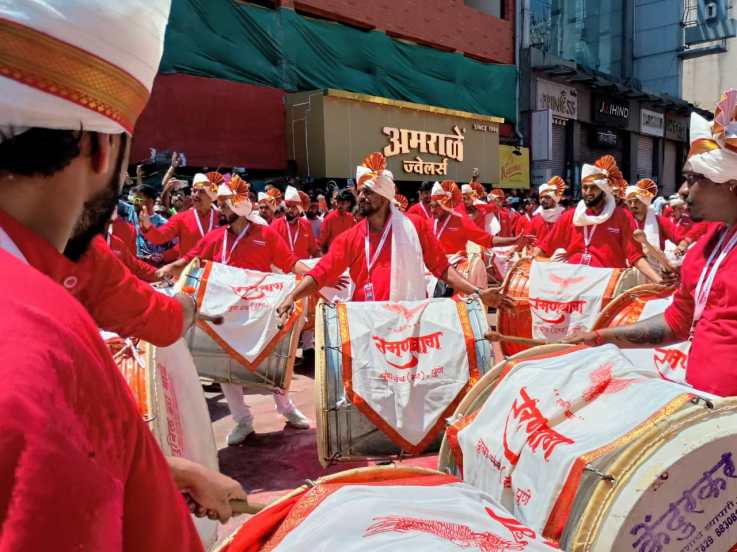 Ganesh Visarjan Miravnuk LIVE Updates, Pune Ganesh Visarjan 2024, Maharashtra Ganesh Visarjan 2024, manache ganpati pune visarjan, ganpati visarjan pune photos, 