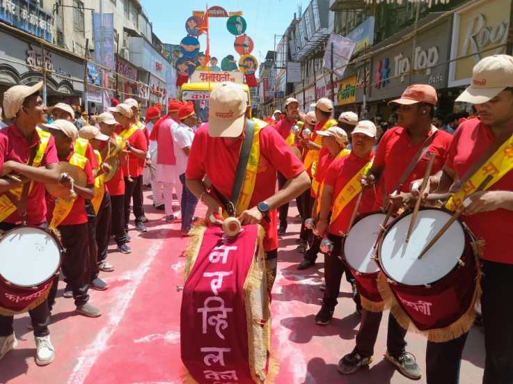 Ganesh Visarjan Miravnuk LIVE Updates, Pune Ganesh Visarjan 2024, Maharashtra Ganesh Visarjan 2024, manache ganpati pune visarjan, ganpati visarjan pune photos, 