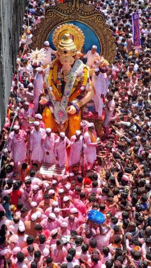 lalbaugcha raja ganesh visarjan photo 2024