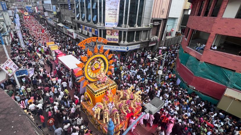 Ganesh Visarjan 2024, ganesh visrajan photos pune mumbai, ganpati visarjan pictures