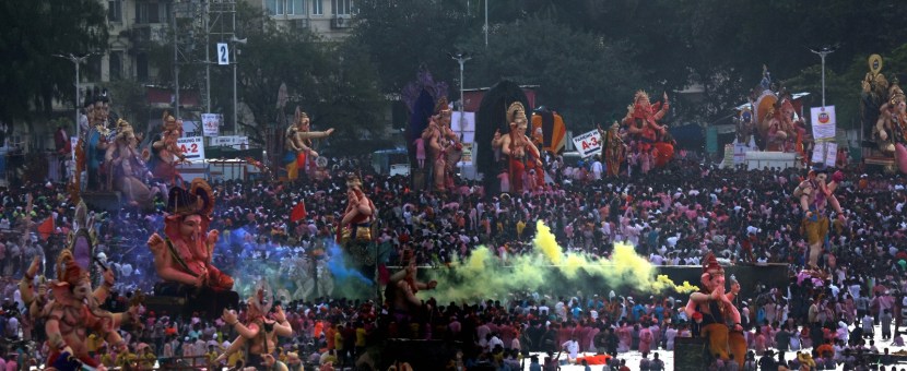 Ganesh Visarjan, ganesh visarjan girgaon chaupati, giragon chaupati ganesh visarjan photos 2024