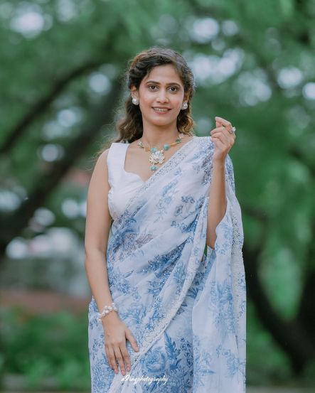 Yogita Chavan Saree Look