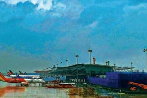 typhoon yagi hits vietnam close airport