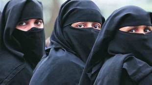 controversy over distribution of burkha by shinde group