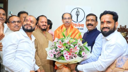 Sainath tare joined uddhav Thackeray s shivsena