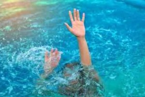 pune ten year old boy drowned marathi news,