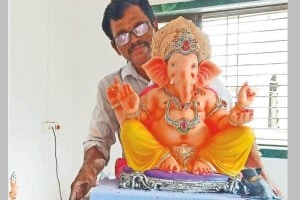 ganesh idols made from paper