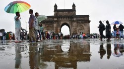 Mumbai Rain News: पावसामुळे मुंबईचा वेग मंदावला