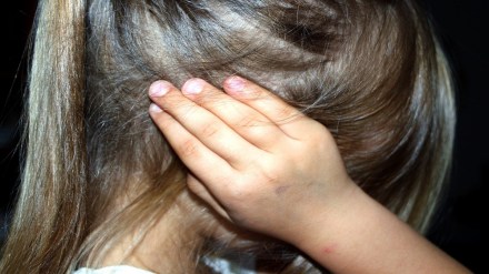 girl molested in elevator mumbai,