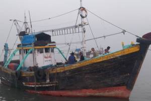 fishermen demand government to approve diesel quota soon