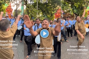 ganpati visarGanpati visarjan dance of uncle went viral on social media siddhivinayak ganpati visarjan viral video