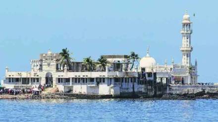 police registered case for threat call of planted bomb in haji ali dargah office