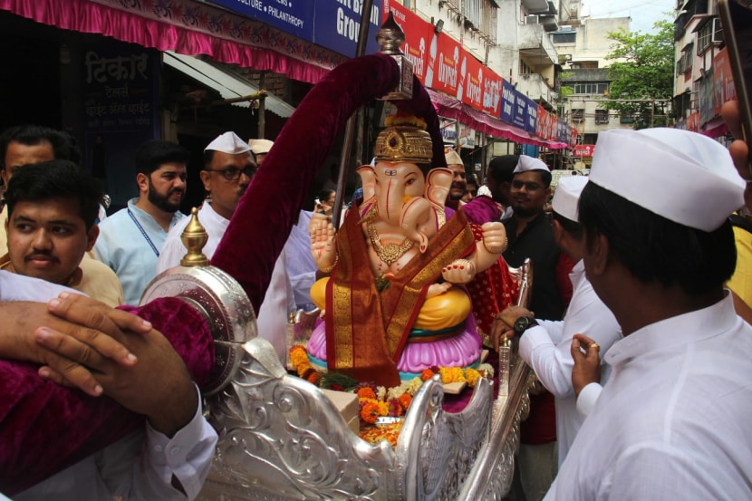 tambadi jogeshwari ganpati photo 2024