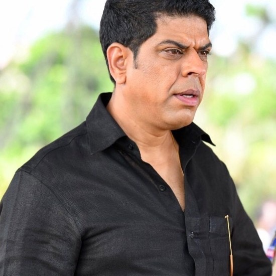 Murali Sharma