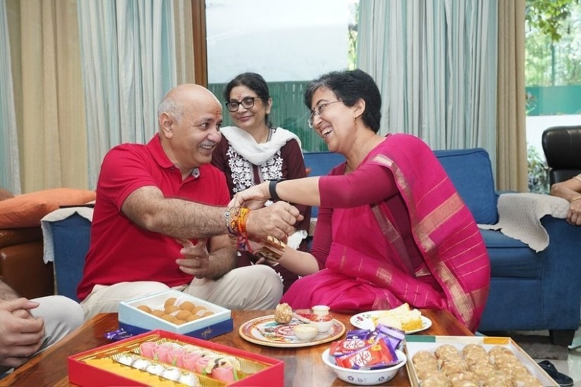 delhi cm atishi marlena saree looks