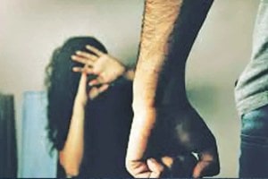 Female trainee doctor molested by professor in nair hospital