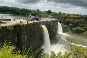 nar madi waterfall in the historical Naladurg Bhuikot Fort is start