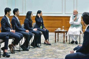 PM Narendra modi meeting with gold medal winning chess players discussed various topics sport news