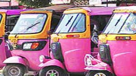 Pink e-rickshaw, Nashik, women Pink e-rickshaw nashik,