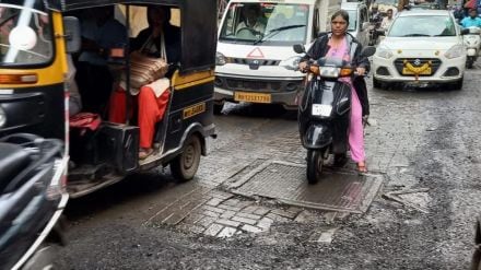 Ruling BJP in trouble due to potholes in Pune