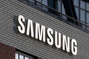 samsung electronics to cut 9 to 10 percent manpower due to slow business growth