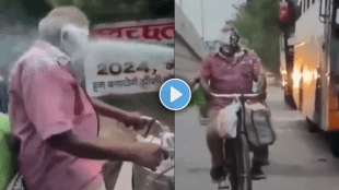 Youngsters sprayed foam on the face of an elderly man who was riding a bicycle prank video went viral