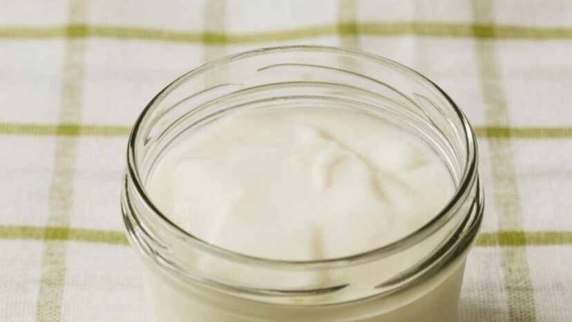 Health benefits and risks for consuming curd with salt v curd with sugar