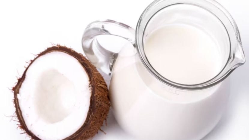  5 amazing coconut milk benefits for skin hair and health know easy steps to make it at home